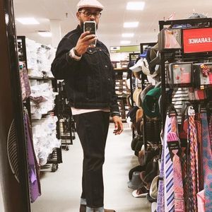 Meet your Posher, Jesus